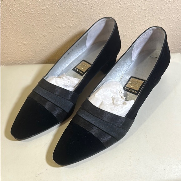 Nina pumps size 10M - Picture 1 of 8